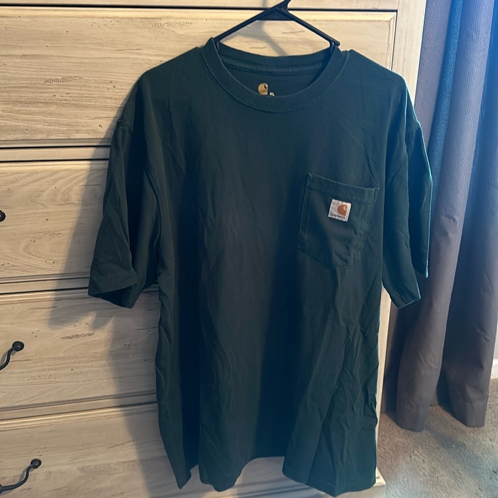 Men’s carhartt pocket tee